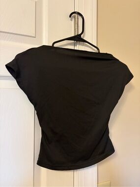 Black Women's Short Sleeve Top - Classic Crew Neck